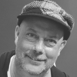 Portrait of Kevin Brooks